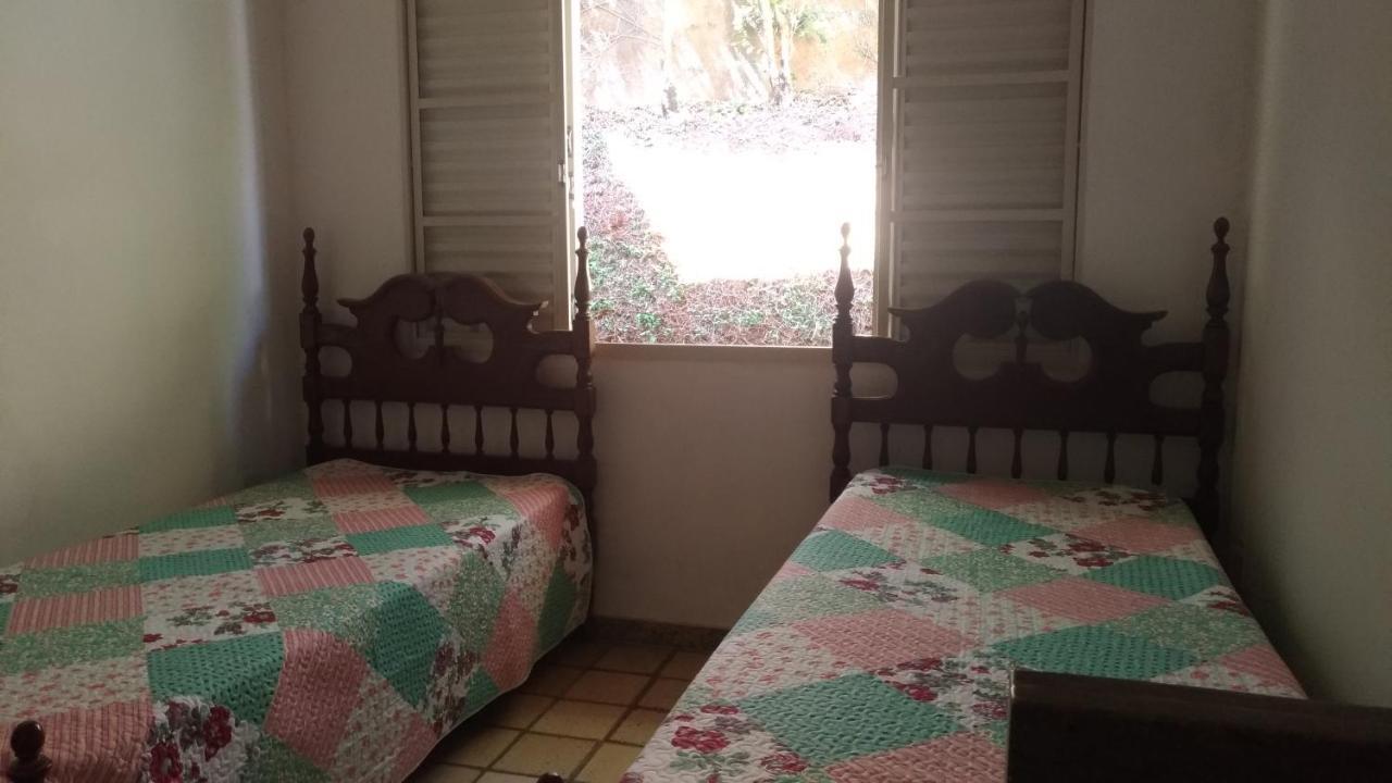 Casa Em Escarpas Do Lago กาปีตอลิโอ ภายนอก รูปภาพ